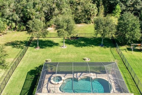 House in Tampa, Florida 4 bedrooms, 232.35 sq.m. № 2152048 - photo 4