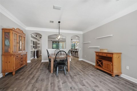 House in Tampa, Florida 4 bedrooms, 232.35 sq.m. № 2152048 - photo 7