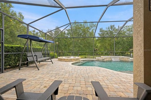 House in Tampa, Florida 4 bedrooms, 232.35 sq.m. № 2152048 - photo 21