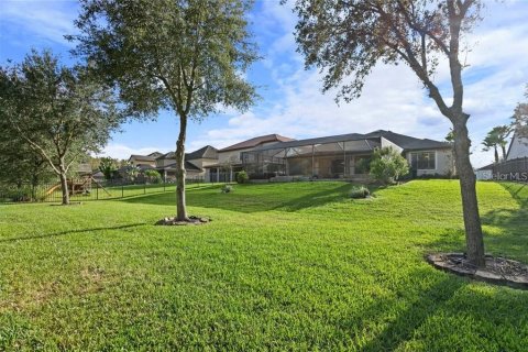 House in Tampa, Florida 4 bedrooms, 232.35 sq.m. № 2152048 - photo 22