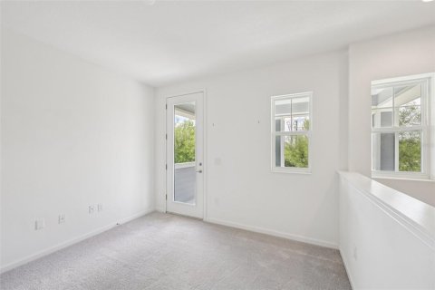 Купить виллу или дом в Аполло-Бич, Флорида 5 комнат, 202.9м2, № 2135224 - фото 25