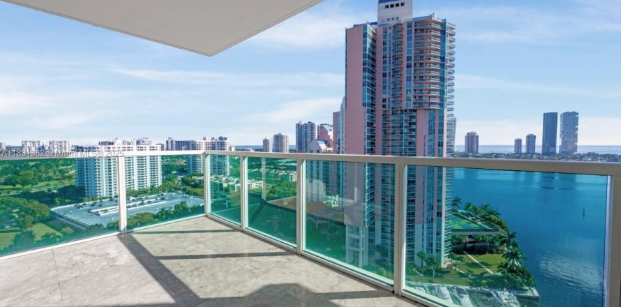 Condo à Aventura, Floride, 3 chambres № 1934482