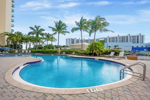 Copropriété à vendre à Aventura, Floride: 3 chambres, 187.66 m2 № 1934482 - photo 28