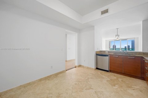 Copropriété à vendre à Aventura, Floride: 3 chambres, 187.66 m2 № 1934482 - photo 10