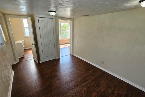 Immobilier commercial à vendre à Winter Haven, Floride: 4 chambres, 133.78 m2 № 1514046 - photo 23