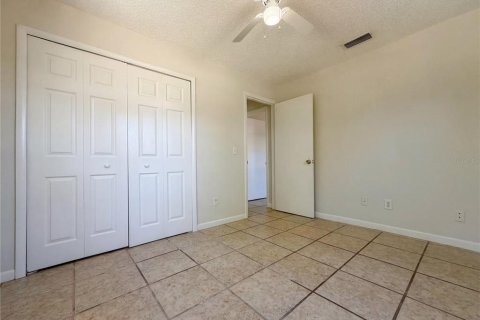 House in Brandon, Florida 3 bedrooms, 105.54 sq.m. № 2116116 - photo 19
