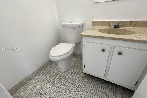 Copropriété à louer à Sunny Isles Beach, Floride: 1 chambre, 71.26 m2 № 1998301 - photo 10