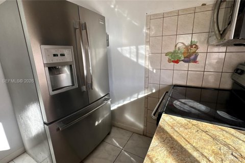 Copropriété à louer à Sunny Isles Beach, Floride: 1 chambre, 71.26 m2 № 1998301 - photo 18