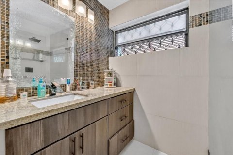 Купить таунхаус в Пемброк-Пайнс, Флорида 3 комнаты, 122.45м2, № 2250096 - фото 18