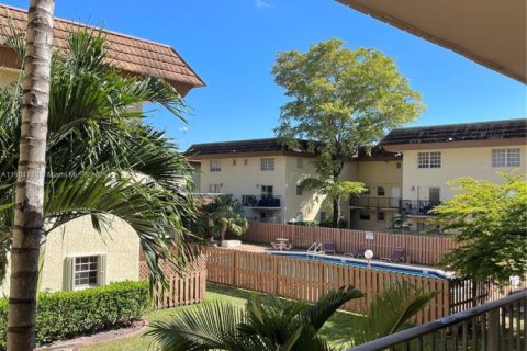 Copropriété à vendre à Miami, Floride: 2 chambres, 83.7 m2 № 1956514 - photo 20