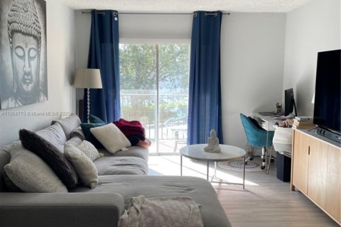 Condominio en venta en Miami, Florida, 2 dormitorios, 83.7 m2 № 1956514 - foto 3