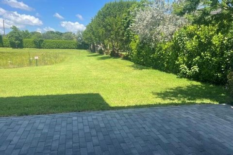 Townhouse in Lake Worth, Florida 3 bedrooms, 194.72 sq.m. № 2382541 - photo 6