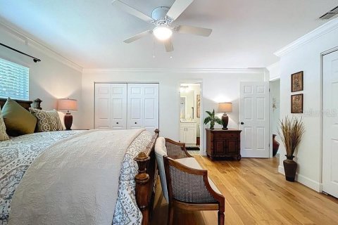 House in Tampa, Florida 3 bedrooms, 125.88 sq.m. № 1821101 - photo 13