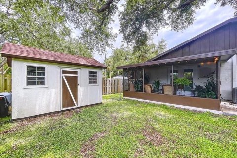 House in Tampa, Florida 3 bedrooms, 125.88 sq.m. № 1821101 - photo 24