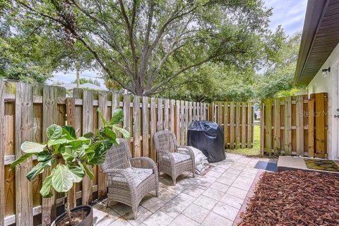House in Tampa, Florida 3 bedrooms, 125.88 sq.m. № 1821101 - photo 27