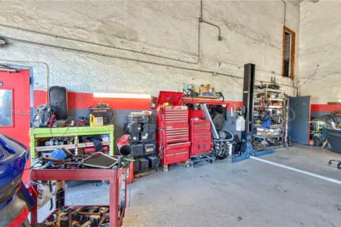 Immobilier commercial à vendre à West Park, Floride № 2048674 - photo 6