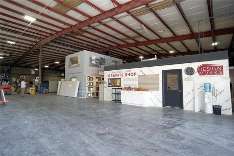 Immobilier commercial à louer à Sarasota, Floride № 2267347 - photo 5