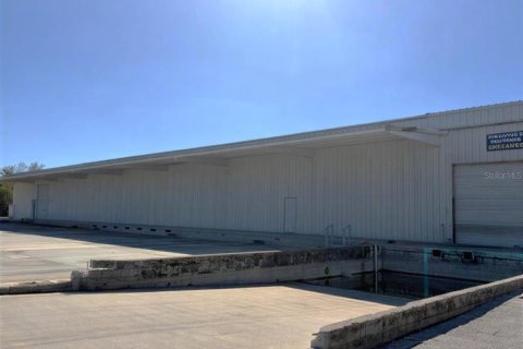Commercial property in Sarasota, Florida № 2267347