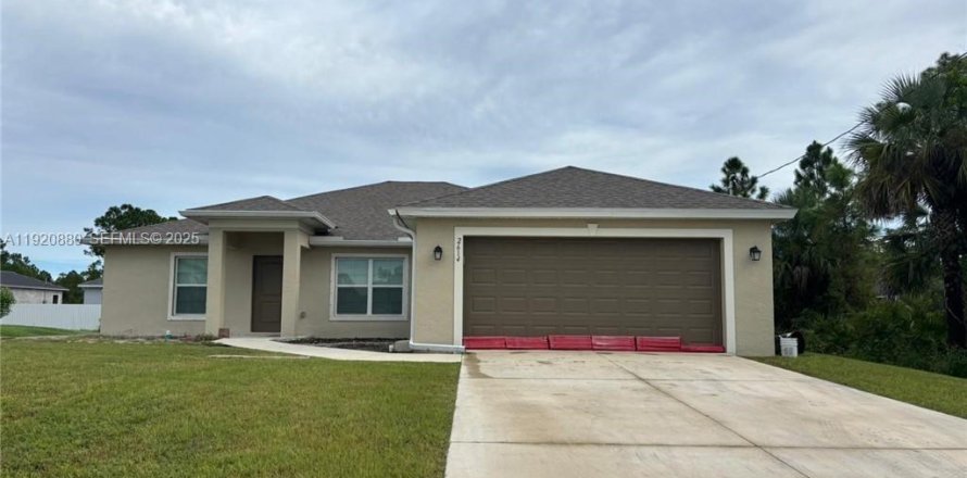 Дом в Лихай-Эйкерс, Флорида 4 спальни № 1991617