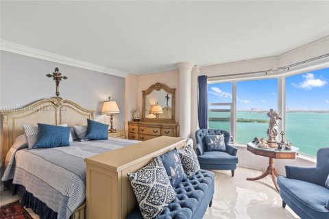 Купить кондоминиум в Майами, Флорида 3 спальни, 168.34м2, № 1808965 - фото 24