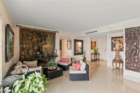 Купить кондоминиум в Майами, Флорида 3 спальни, 168.34м2, № 1808965 - фото 16