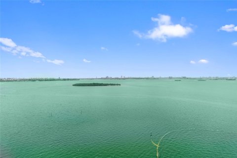 Купить кондоминиум в Майами, Флорида 3 спальни, 168.34м2, № 1808965 - фото 5