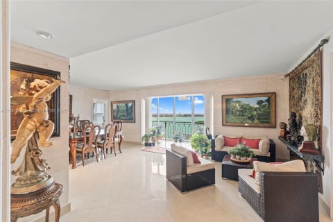 Купить кондоминиум в Майами, Флорида 3 спальни, 168.34м2, № 1808965 - фото 15