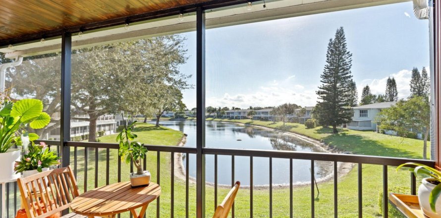 Condo à Delray Beach, Floride, 2 chambres № 2254307