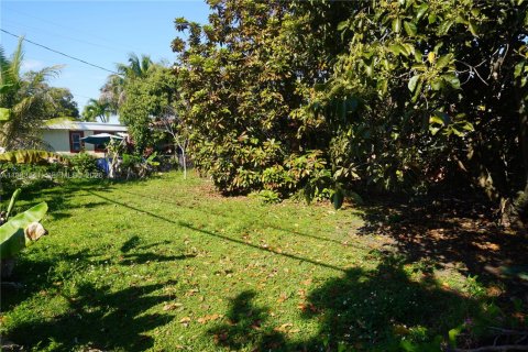 Купить коммерческую недвижимость в Майами, Флорида 196.21м2, № 2045391 - фото 27