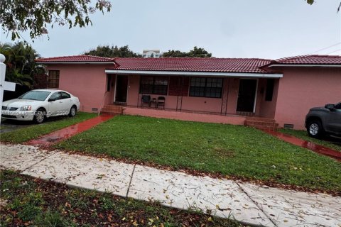 Купить коммерческую недвижимость в Майами, Флорида 196.21м2, № 2045391 - фото 4