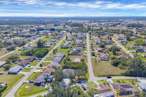 Casa en alquiler en North Port, Florida, 2 dormitorios, 213.49 m2 № 1902643 - foto 3