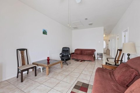 Casa en alquiler en North Port, Florida, 2 dormitorios, 213.49 m2 № 1902643 - foto 13
