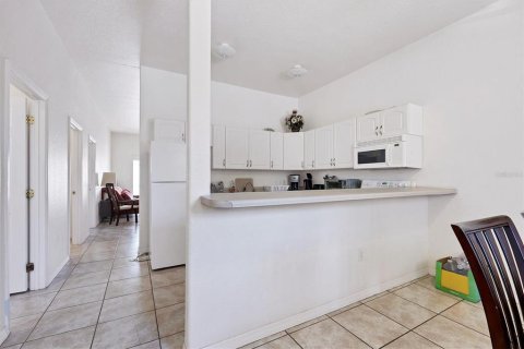 Casa en alquiler en North Port, Florida, 2 dormitorios, 213.49 m2 № 1902643 - foto 16