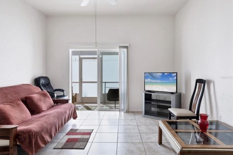Casa en alquiler en North Port, Florida, 2 dormitorios, 213.49 m2 № 1902643 - foto 12