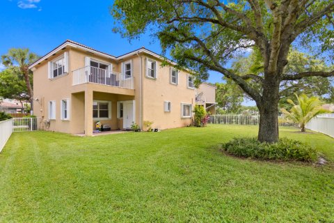 House in Pembroke Pines, Florida 3 bedrooms, 204.38 sq.m. № 2088392 - photo 25