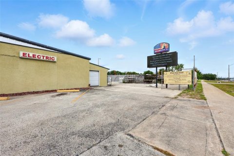 Commercial property in Palatka, Florida № 1772755 - photo 13