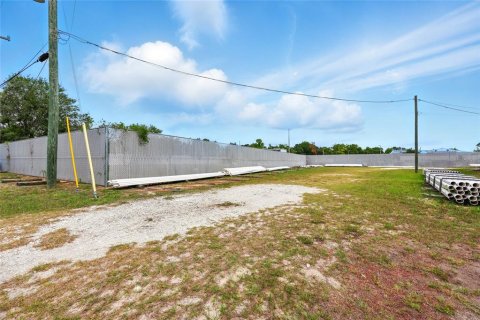 Commercial property in Palatka, Florida № 1772755 - photo 23