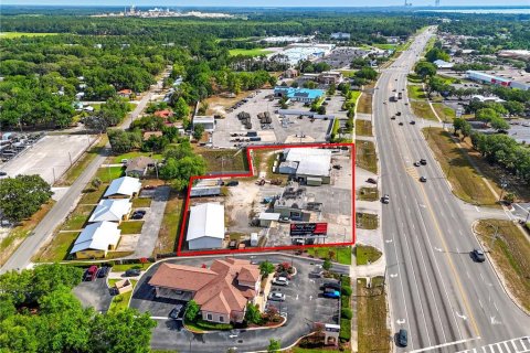 Commercial property in Palatka, Florida № 1772755 - photo 1