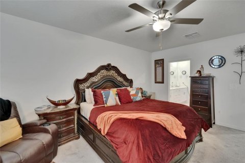 House in Zephyrhills, Florida 6 bedrooms, 308.99 sq.m. № 1648851 - photo 28
