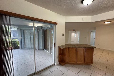 Copropriété à louer à Homestead, Floride: 3 chambres, 113.34 m2 № 1986422 - photo 9