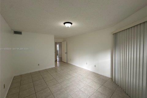 Copropriété à louer à Homestead, Floride: 3 chambres, 113.34 m2 № 1986422 - photo 19