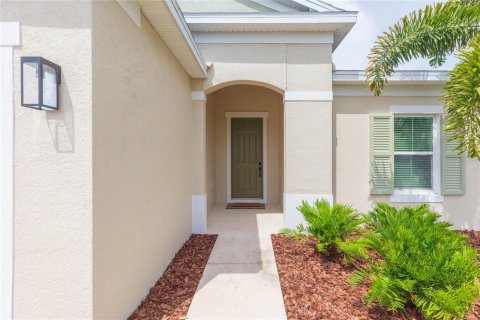 Villa ou maison à vendre à Apollo Beach, Floride: 4 chambres, 185.62 m2 № 2349400 - photo 2