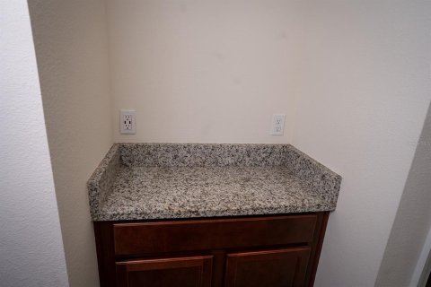 Casa en venta en Kissimmee, Florida, 4 dormitorios, 217.76 m2 № 1916994 - foto 15