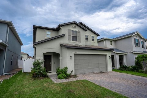 Casa en venta en Kissimmee, Florida, 4 dormitorios, 217.76 m2 № 1916994 - foto 5