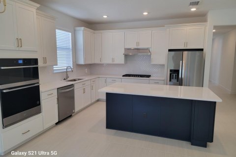 Villa ou maison à louer à Vero Beach, Floride: 4 chambres, 171.87 m2 № 2432520 - photo 3