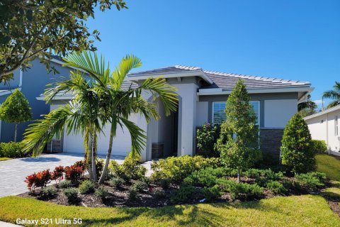 Villa ou maison à louer à Vero Beach, Floride: 4 chambres, 171.87 m2 № 2432520 - photo 2
