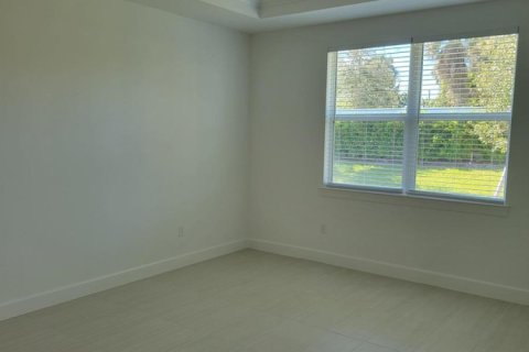 Villa ou maison à louer à Vero Beach, Floride: 4 chambres, 171.87 m2 № 2432520 - photo 12