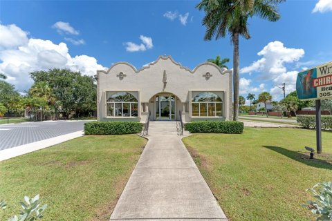 Propiedad comercial en Homestead, Florida № 1961689