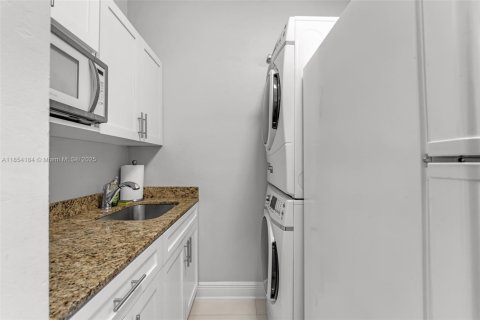 Propiedad comercial en venta en Homestead, Florida № 1961689 - foto 18