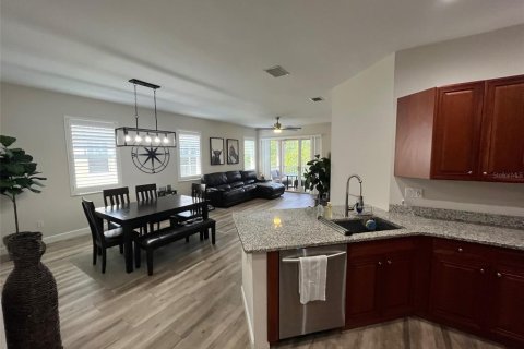 Copropriété à louer à Punta Gorda, Floride: 3 chambres, 147.34 m2 № 2410535 - photo 10
